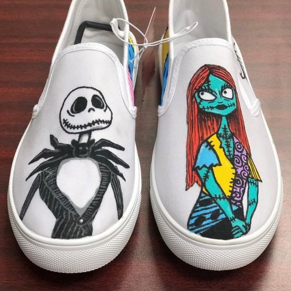 Custom Vans - Picture 2 of 11
